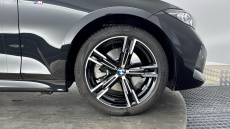 BMW 3 Series 330e 22.3 kWh M Sport 4dr Step Auto Saloon